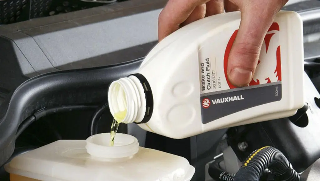 Jenis Minyak Rem Mobil (DOT 3, DOT 4, DOT 5, DOT 5.1) dan Fungsinya Lengkap